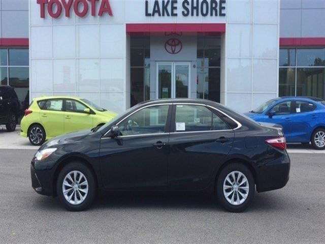 2017 Toyota Camry LE 4Dr Sedan